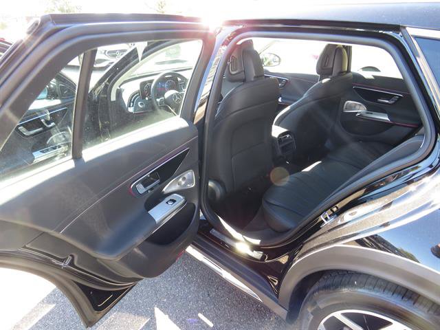Used 2025 Mercedes-Benz E 450 4MATIC All-Terrain Wagon image 18