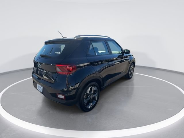 Certified 2023 Hyundai Venue SEL FWD image 8