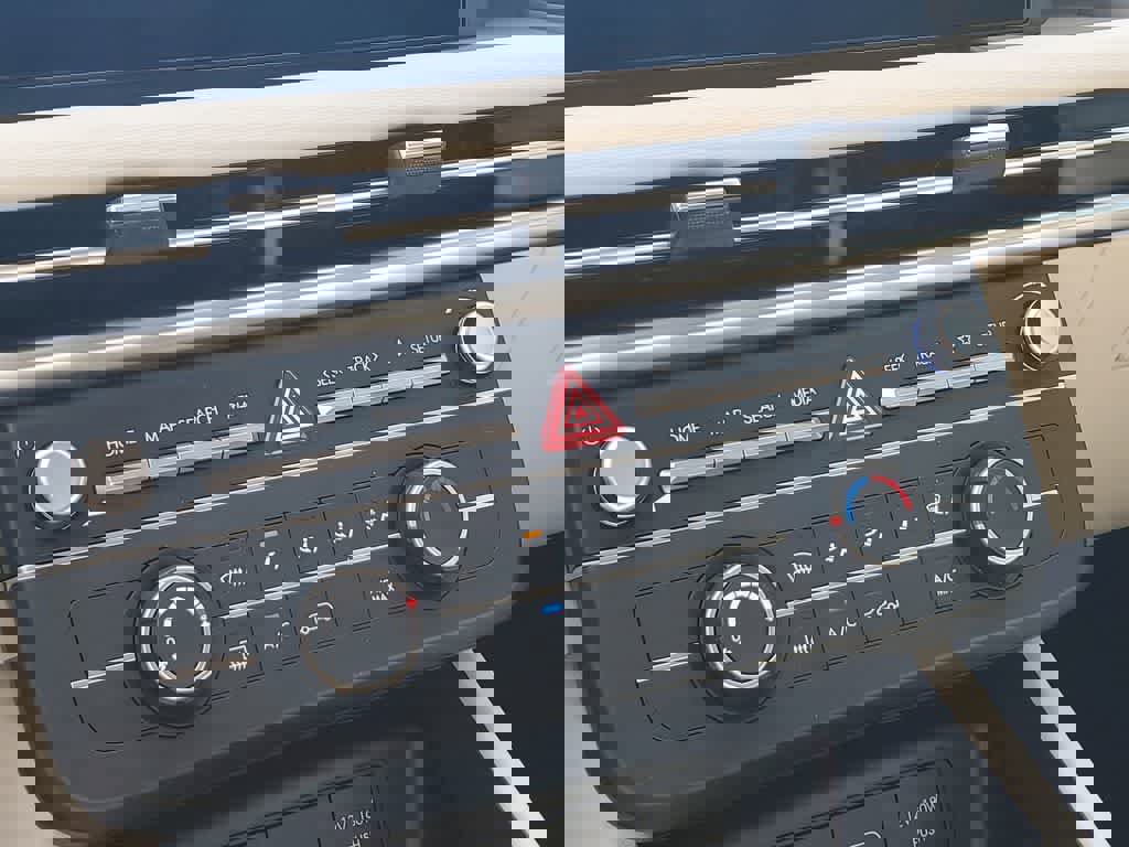 New 2026 Hyundai Tucson SE image 29