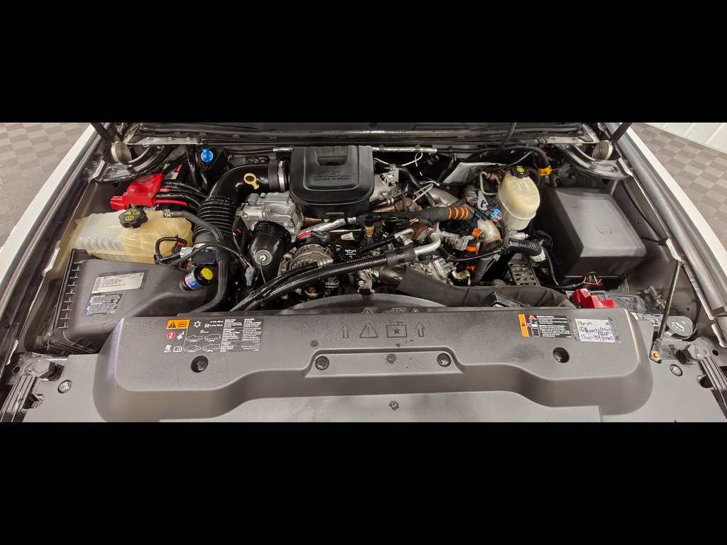 Used 2013 Chevrolet Silverado 2500 LT w/ Interior Plus Package AWD/4WD image 42
