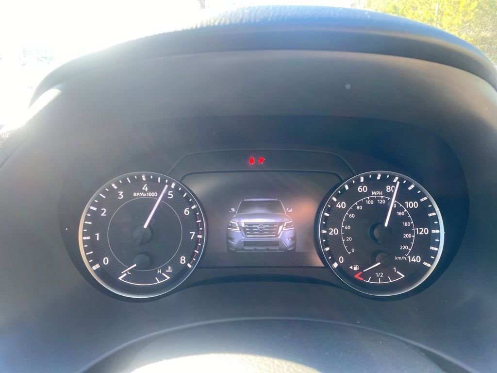 Used 2024 Nissan Armada Platinum w/ Captain's Chairs Package image 19