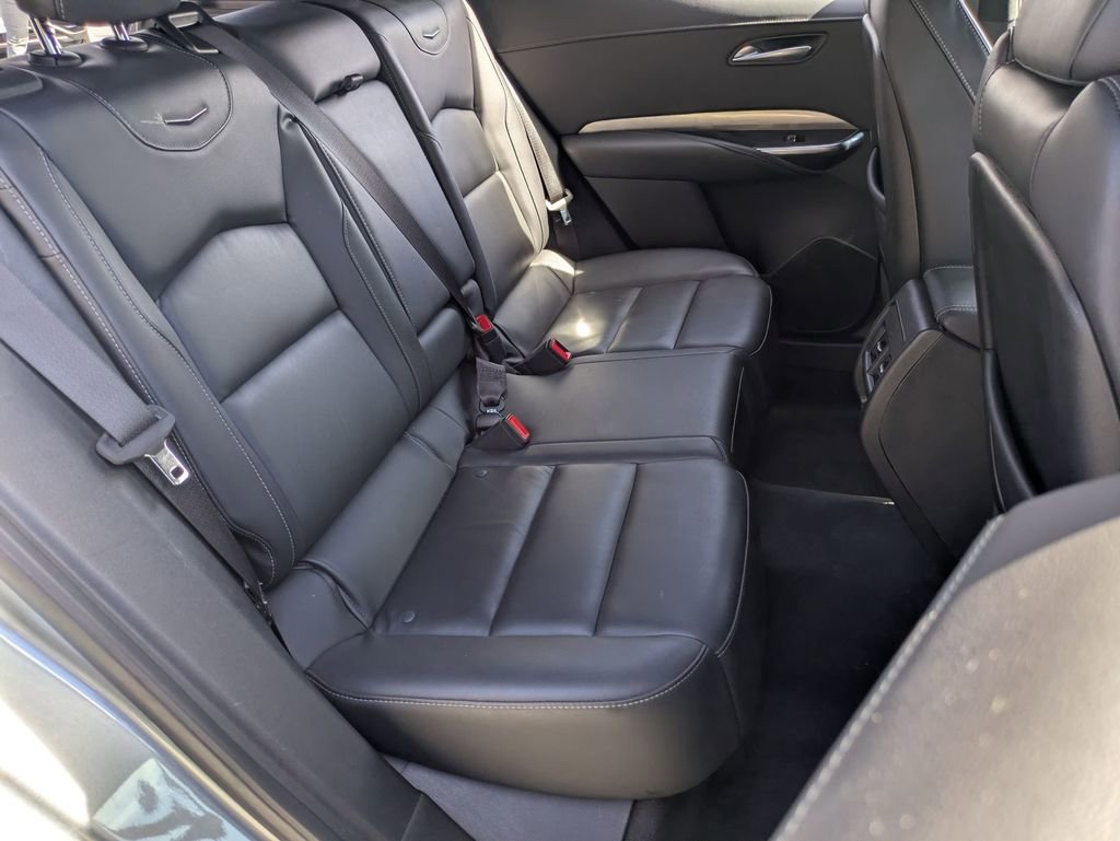 Used 2024 Cadillac XT4 Premium Luxury image 28