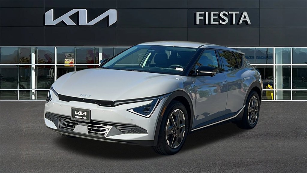 New 2025 Kia EV6 Light image 2