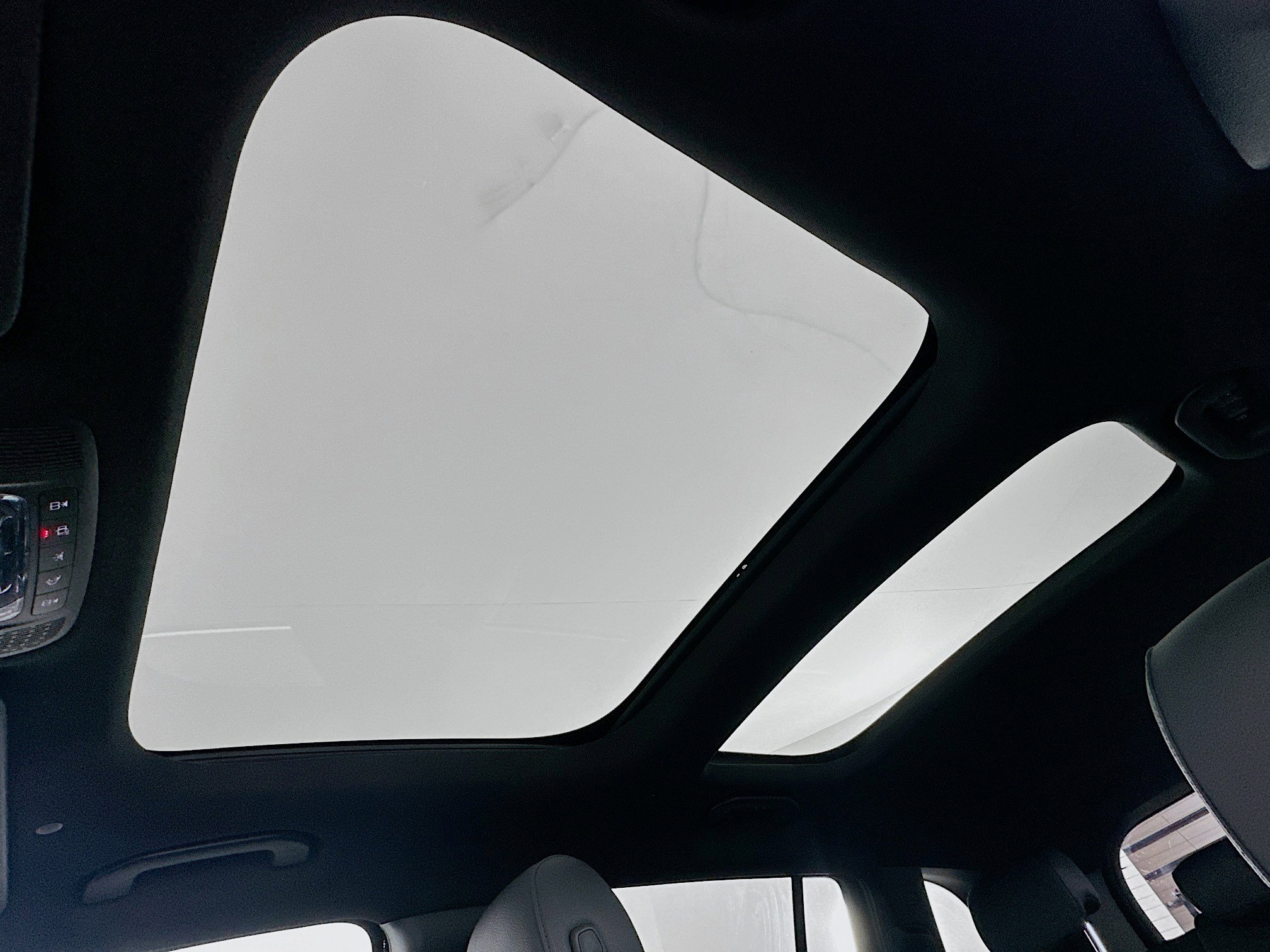 Used 2024 Mercedes-Benz GLB 250 GLB 250 image 26