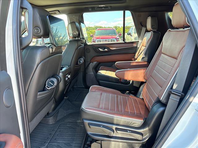 Certified 2024 GMC Yukon Denali Ultimate AWD/4WD image 8