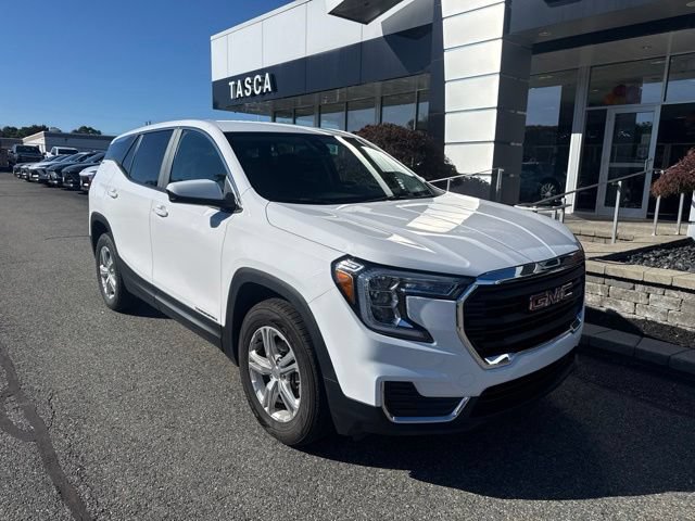 Used 2024 GMC Terrain SLE