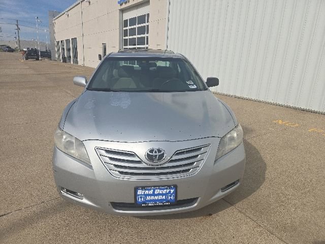 Used 2007 Toyota Camry LE FWD image 3