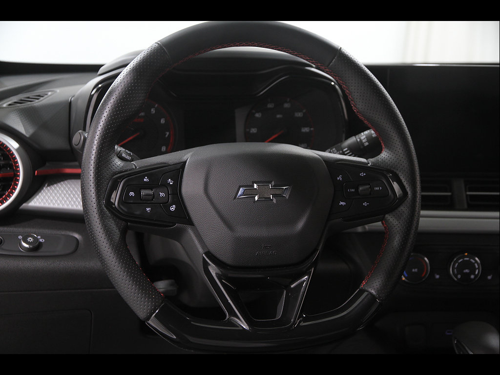 Certified 2024 Chevrolet Trax RS FWD image 7
