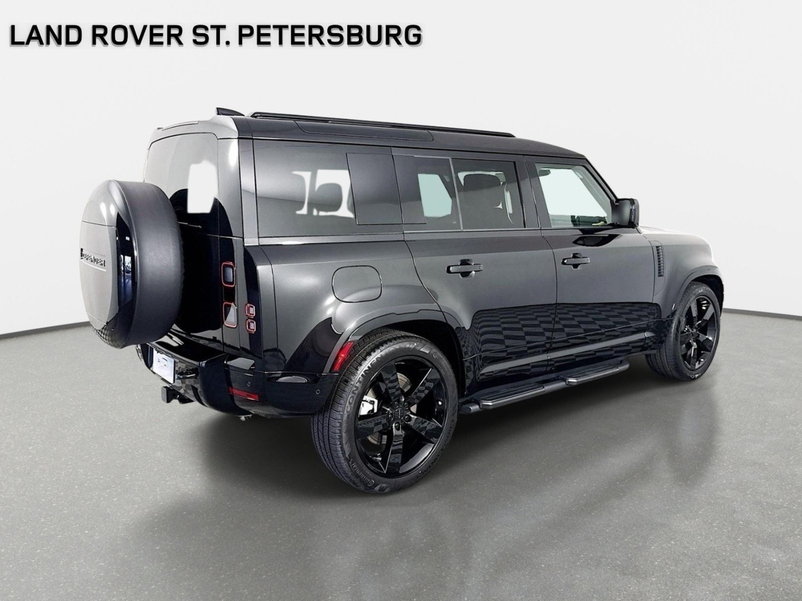 Used 2026 Land Rover Defender 110 X-Dynamic SE AWD/4WD image 5