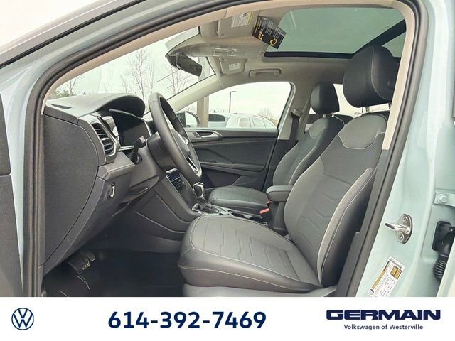 New 2026 Volkswagen Taos SE image 21