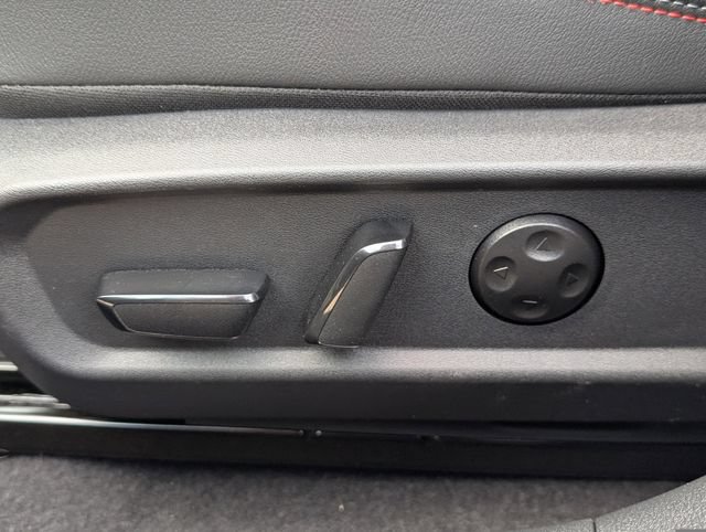 New 2026 Nissan Sentra SR w/ SR Premium Package FWD image 19