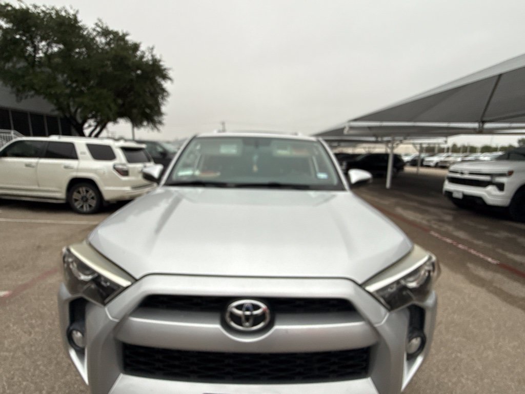 Used 2018 Toyota 4Runner SR5 Premium AWD/4WD image 3