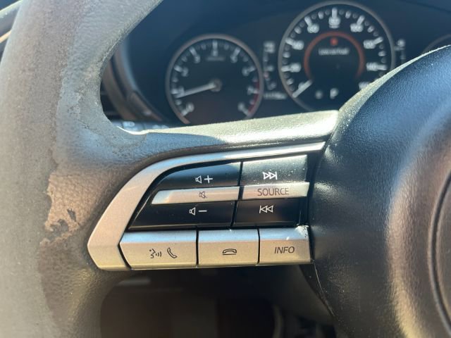 Used 2021 MAZDA MAZDA3 s image 25
