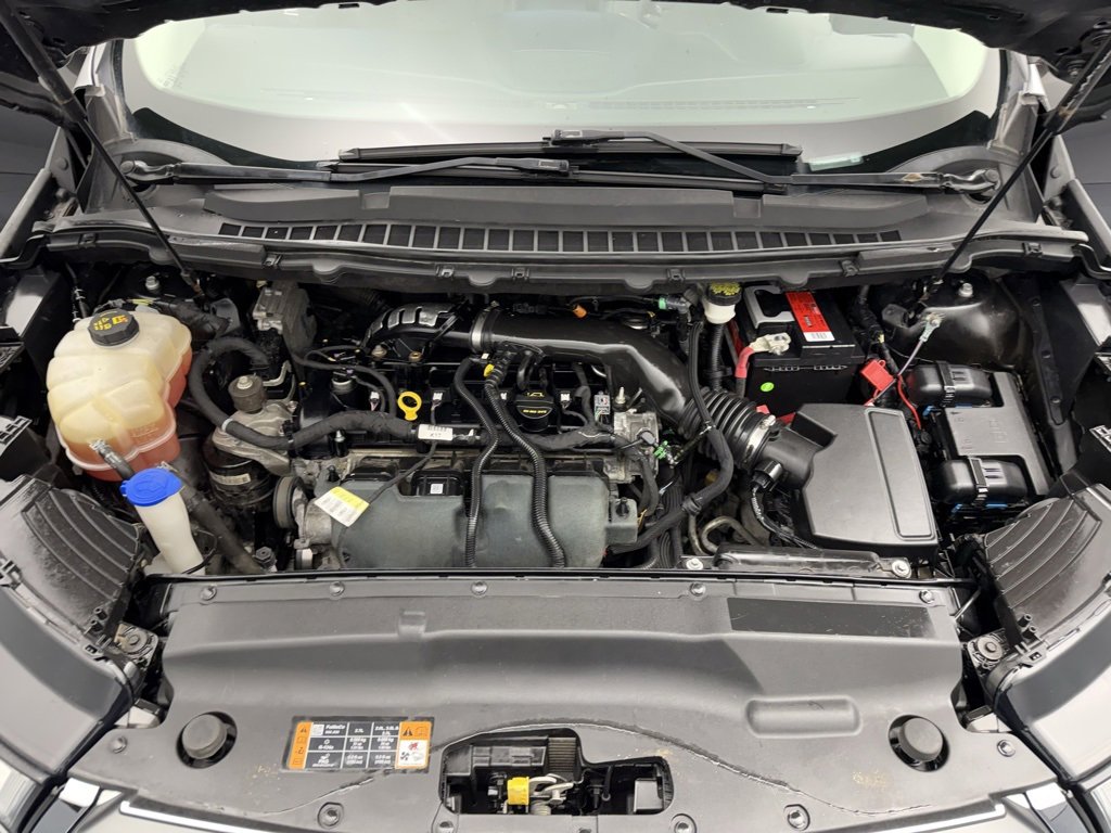 Used 2017 Ford Edge Titanium w/ Equipment Group 301A image 7