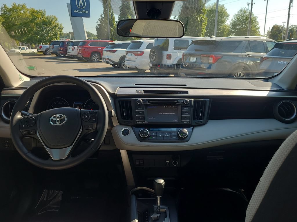 Used 2018 Toyota RAV4 XLE w/ Plus Extra Value Package FWD image 19