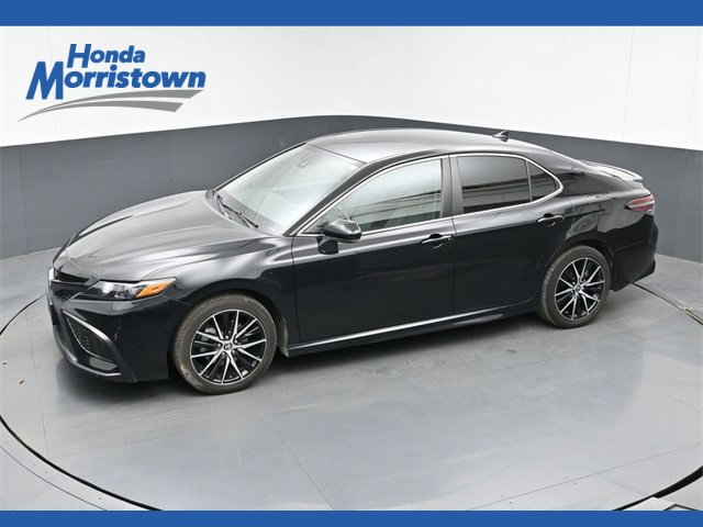 Used 2023 Toyota Camry SE