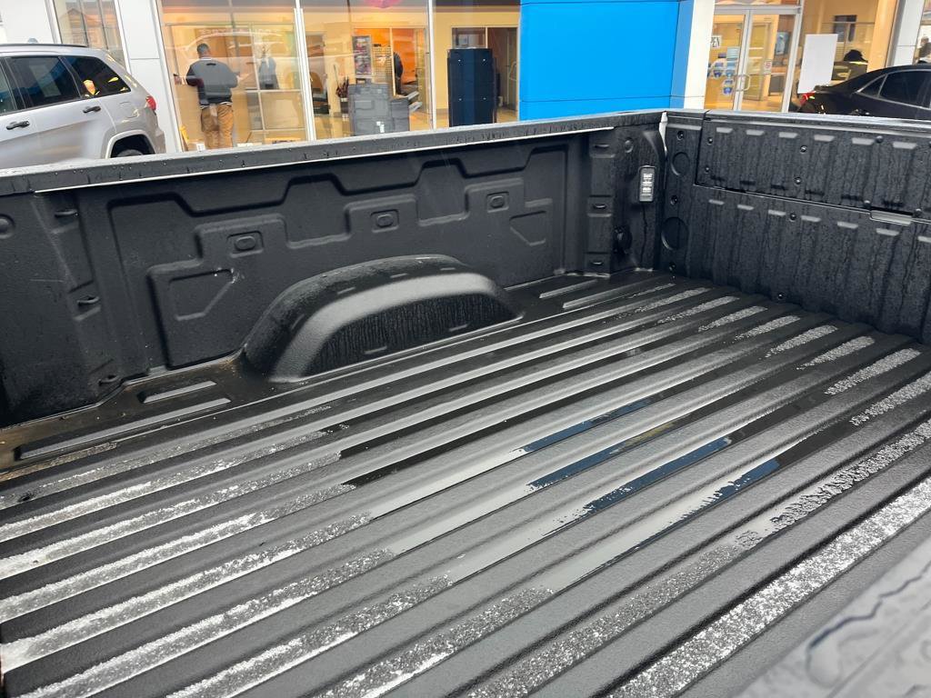 Used 2025 Chevrolet Silverado 2500 Custom w/ Custom Value Package image 23