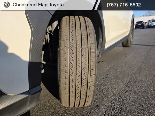 Used 2024 Subaru Crosstrek 2.0i Premium image 14