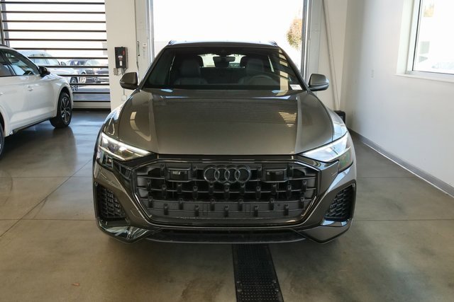 New 2026 Audi Q8 Premium image 2