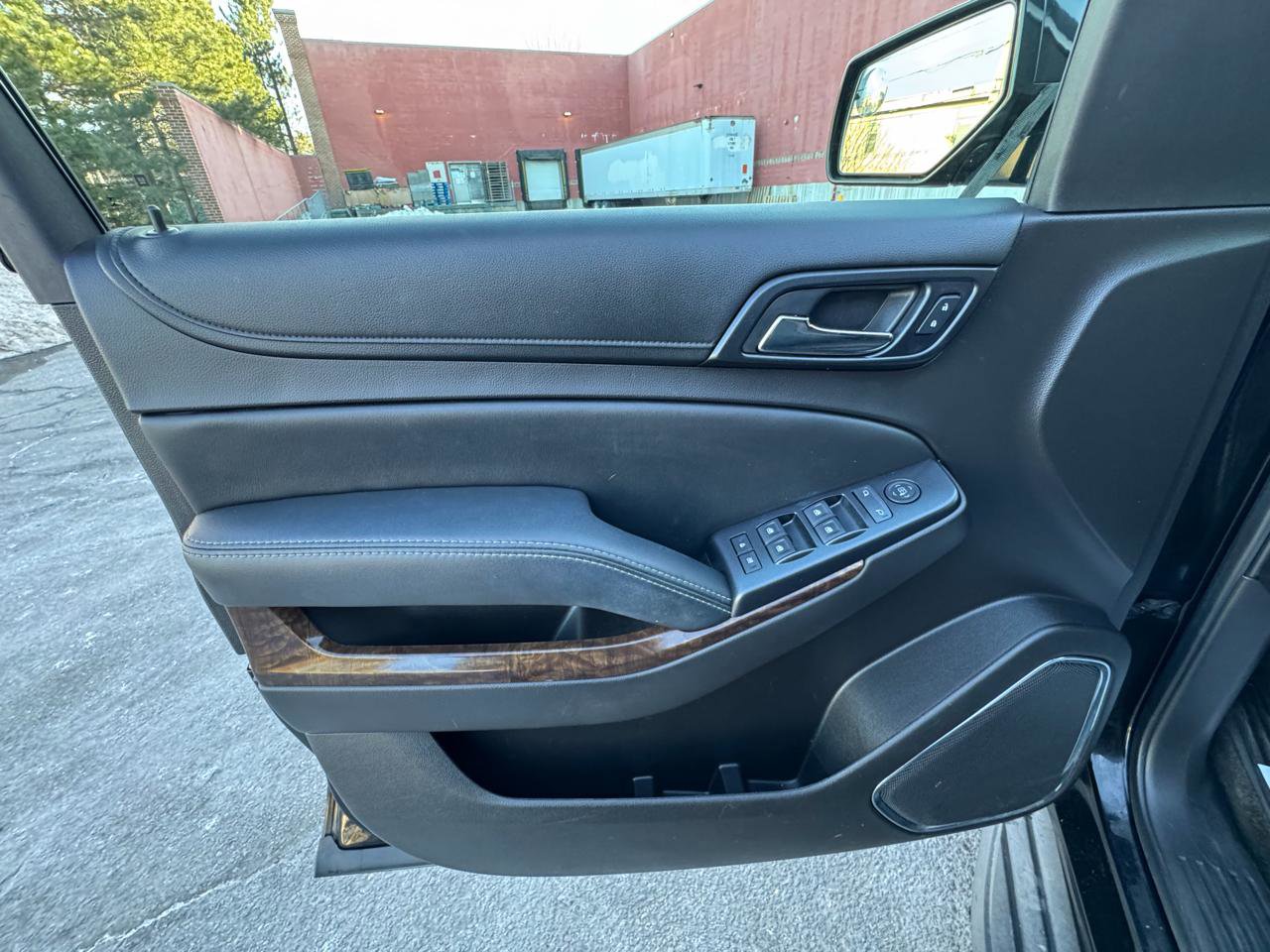 Used 2017 Chevrolet Tahoe LS w/ All-Season Package image 17