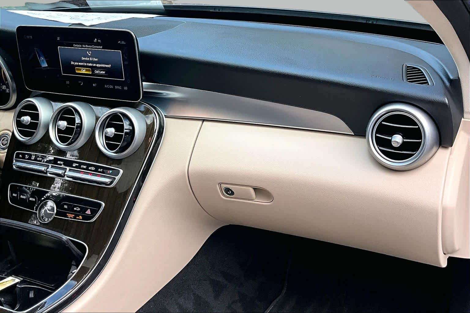 Used 2021 Mercedes-Benz C 300 Sedan image 19