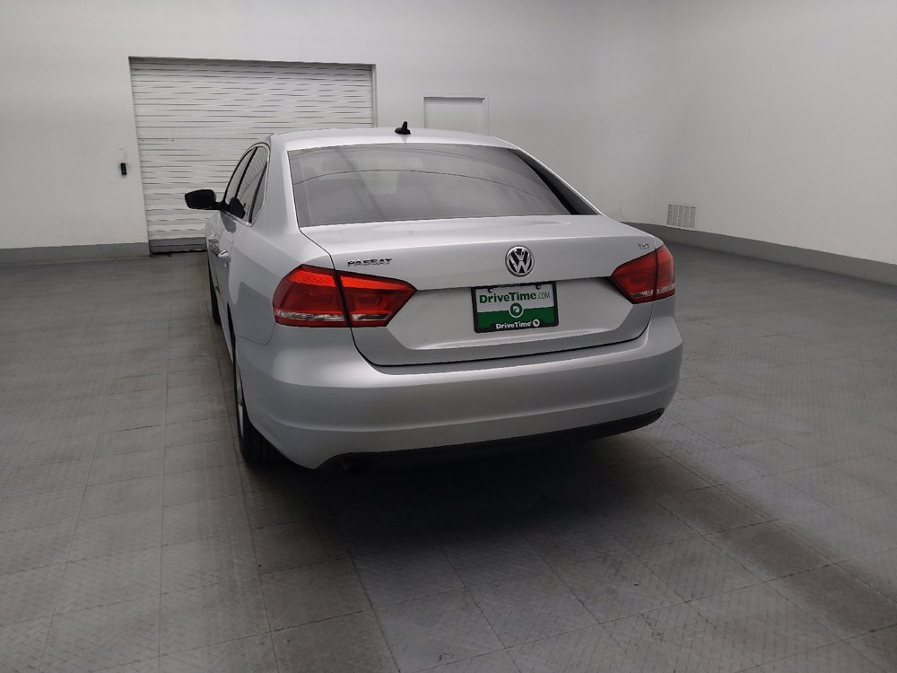 Used 2015 Volkswagen Passat 1.8T Limited Edition FWD image 6