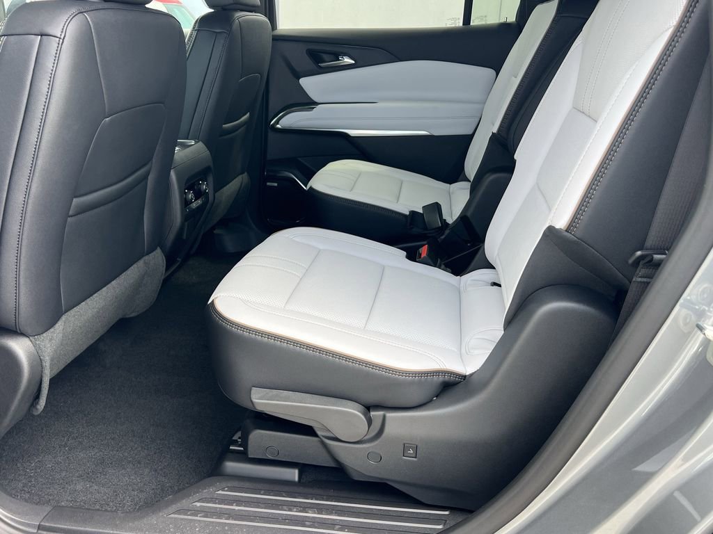 New 2026 Chevrolet Traverse High Country image 13