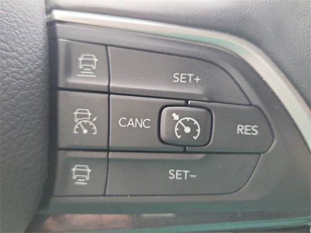 Used 2022 Jeep Grand Cherokee L Laredo w/ Luxury Tech Group I image 19