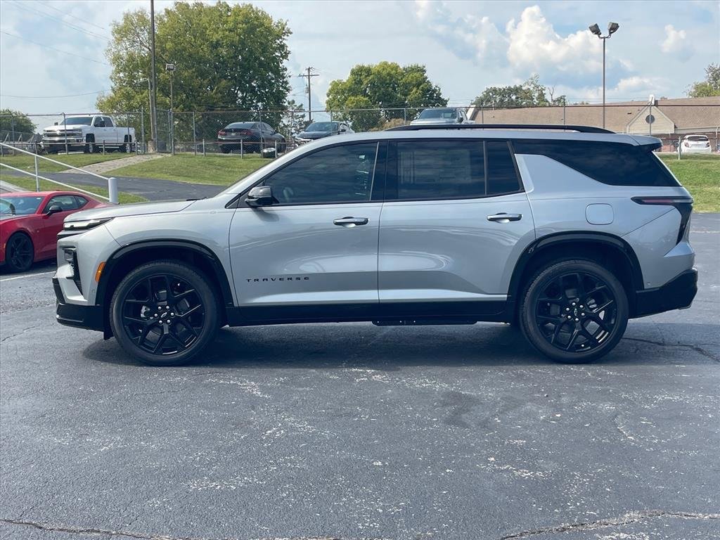 New 2026 Chevrolet Traverse RS image 4