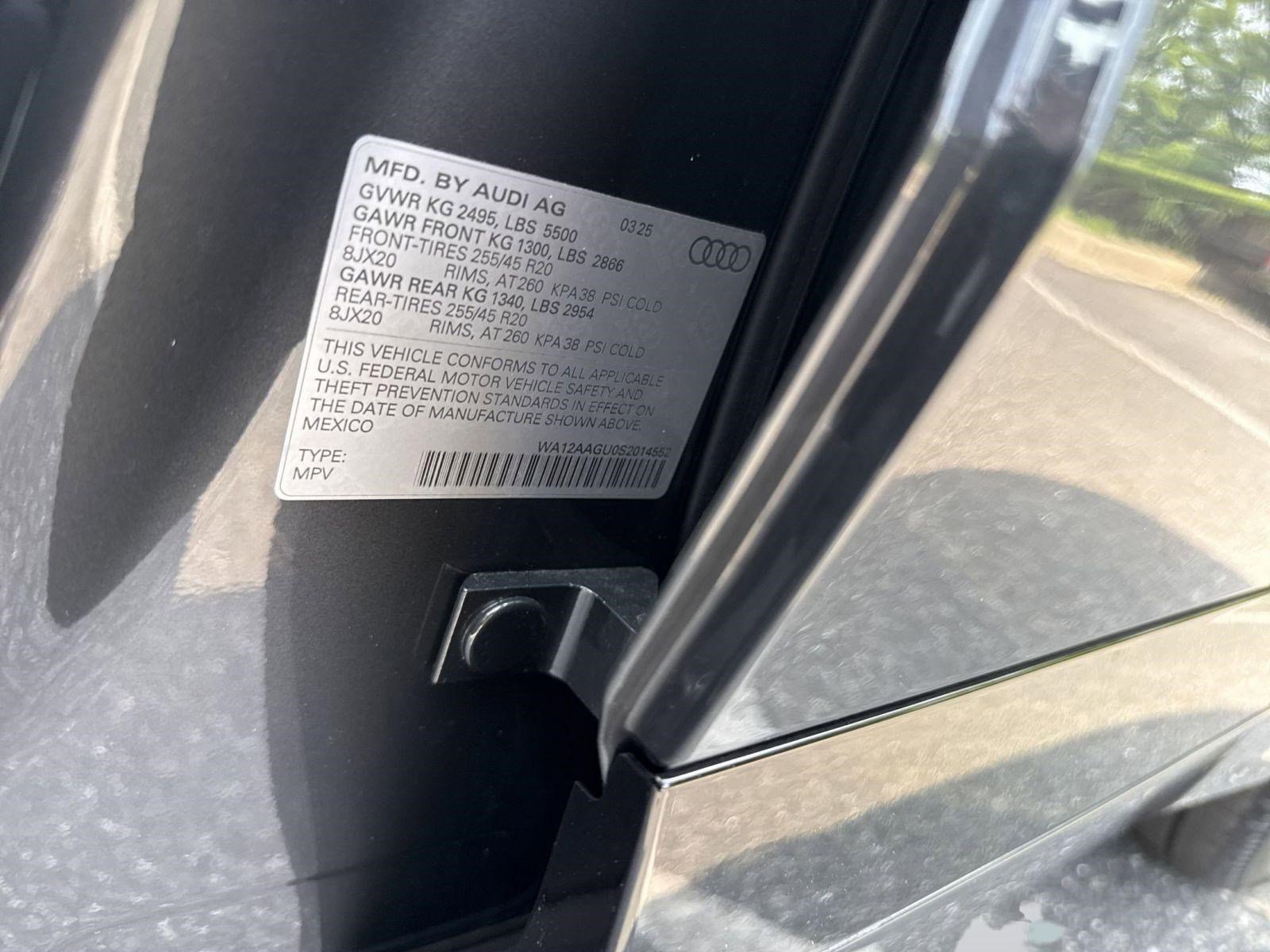 New 2025 Audi Q5 Premium AWD/4WD image 23