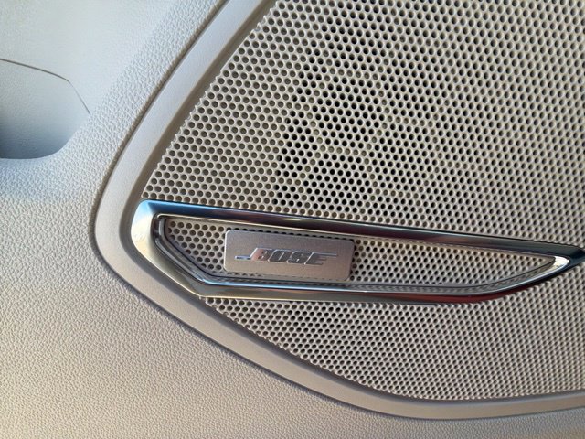 Used 2021 Buick Envision Essence w/ Technology Package I AWD/4WD image 16