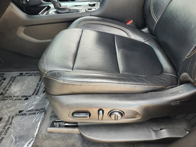 Used 2021 Chevrolet Traverse RS w/ LPO, Floor Liner Package FWD image 26