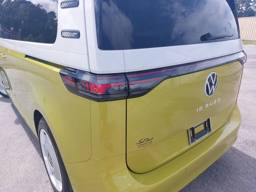 New 2025 Volkswagen ID. Buzz 1st Edition image 37