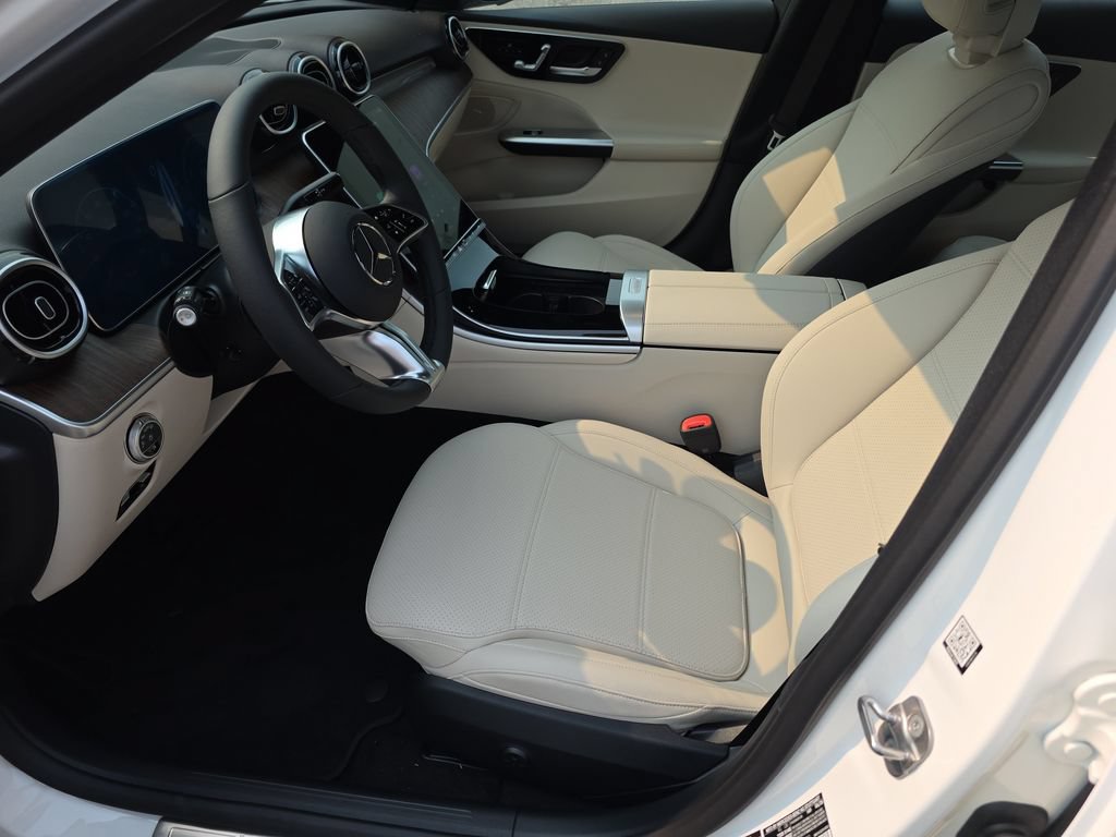 New 2026 Mercedes-Benz C 300 4MATIC Sedan image 8