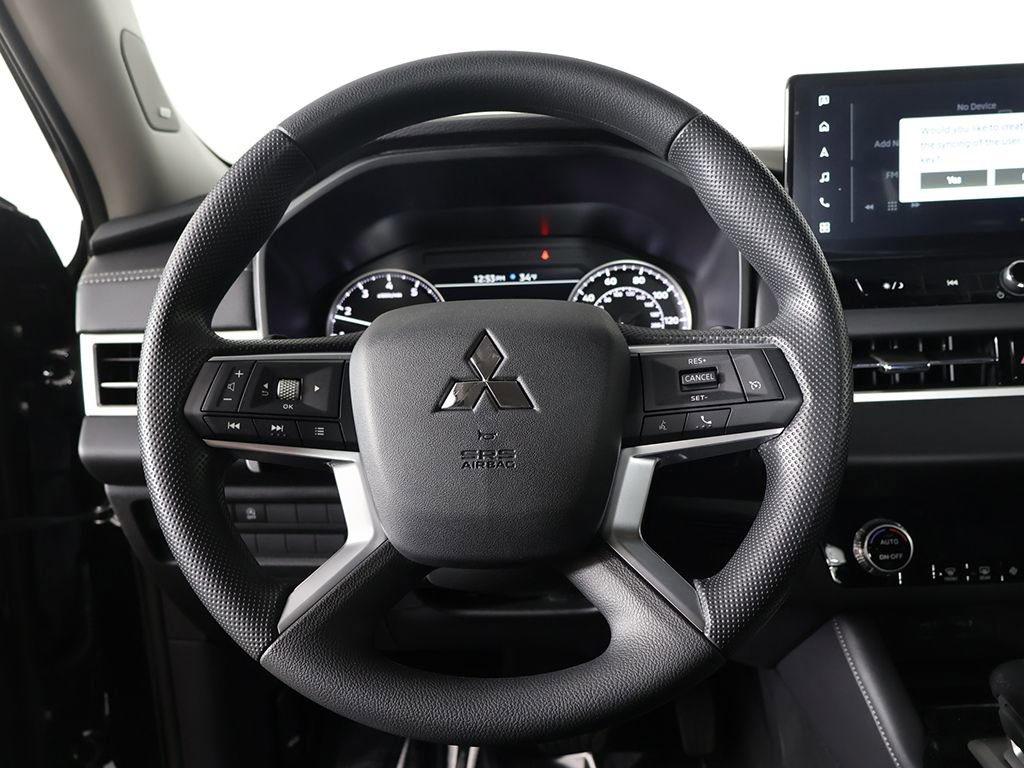 New 2026 Mitsubishi Outlander ES FWD image 35