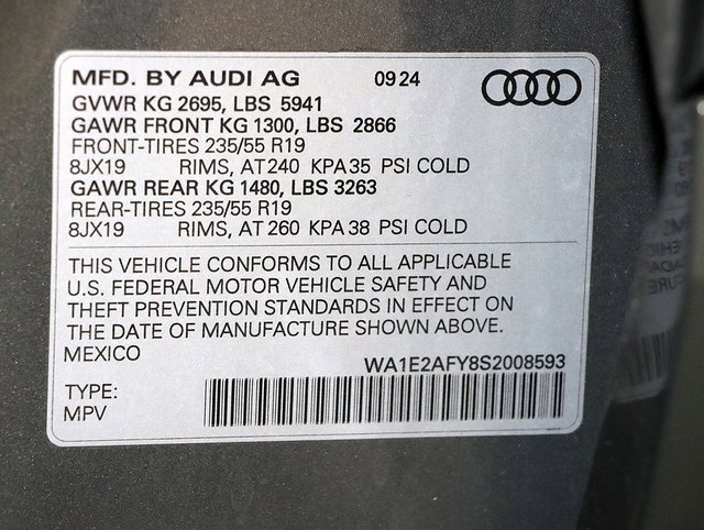 Used 2025 Audi Q5 e Premium Plus w/ Premium Plus Package image 41