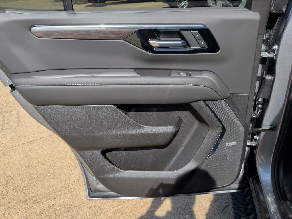 New 2026 Chevrolet Tahoe Z71 w/ Comfort Package AWD/4WD image 35