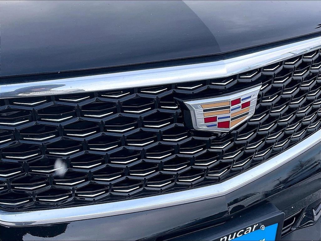 Used 2025 Cadillac XT4 Premium Luxury image 27