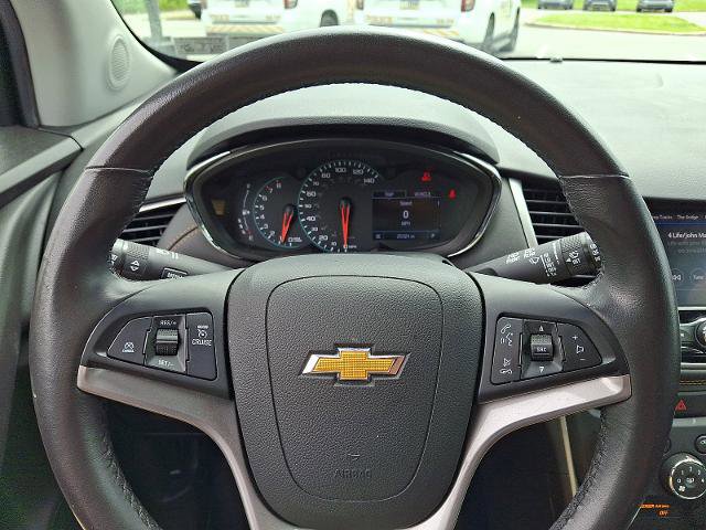 Used 2020 Chevrolet Trax LT w/ LT Convenience Package AWD/4WD image 20