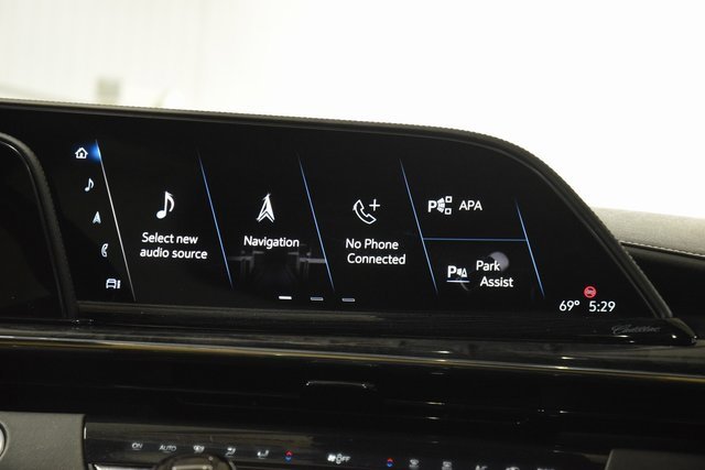 Used 2021 Cadillac Escalade Premium Luxury w/ Driver Assist Tech Package image 33