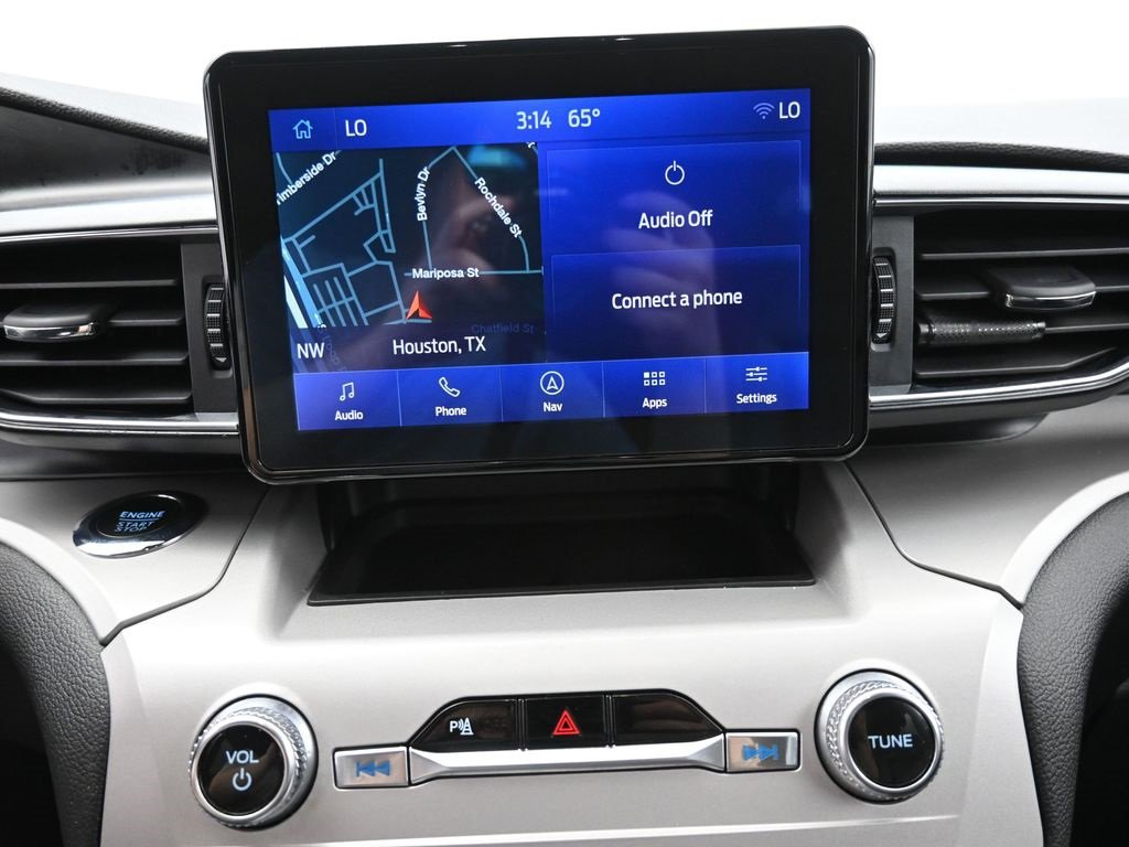 Certified 2023 Ford Explorer XLT w/ Equipment Group 202A image 4