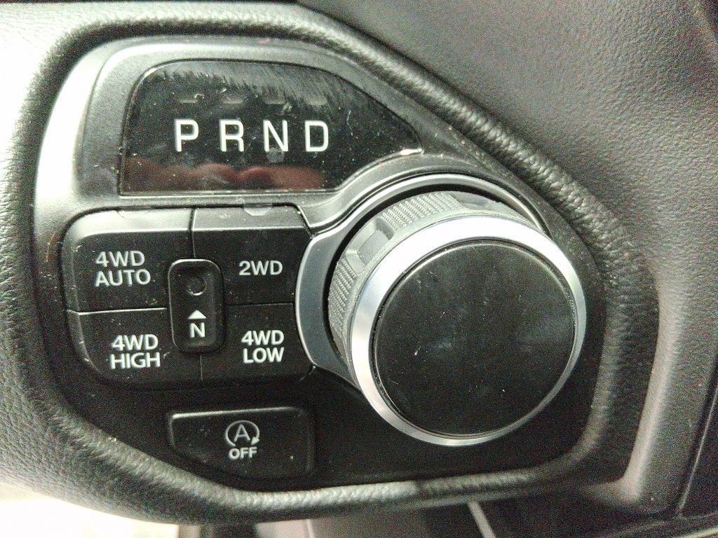 Used 2023 RAM 1500 Big Horn AWD/4WD image 32
