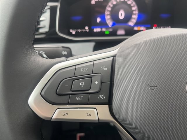 New 2026 Volkswagen Jetta SE FWD image 9