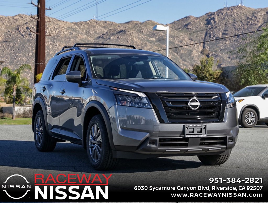 New 2025 Nissan Pathfinder SV