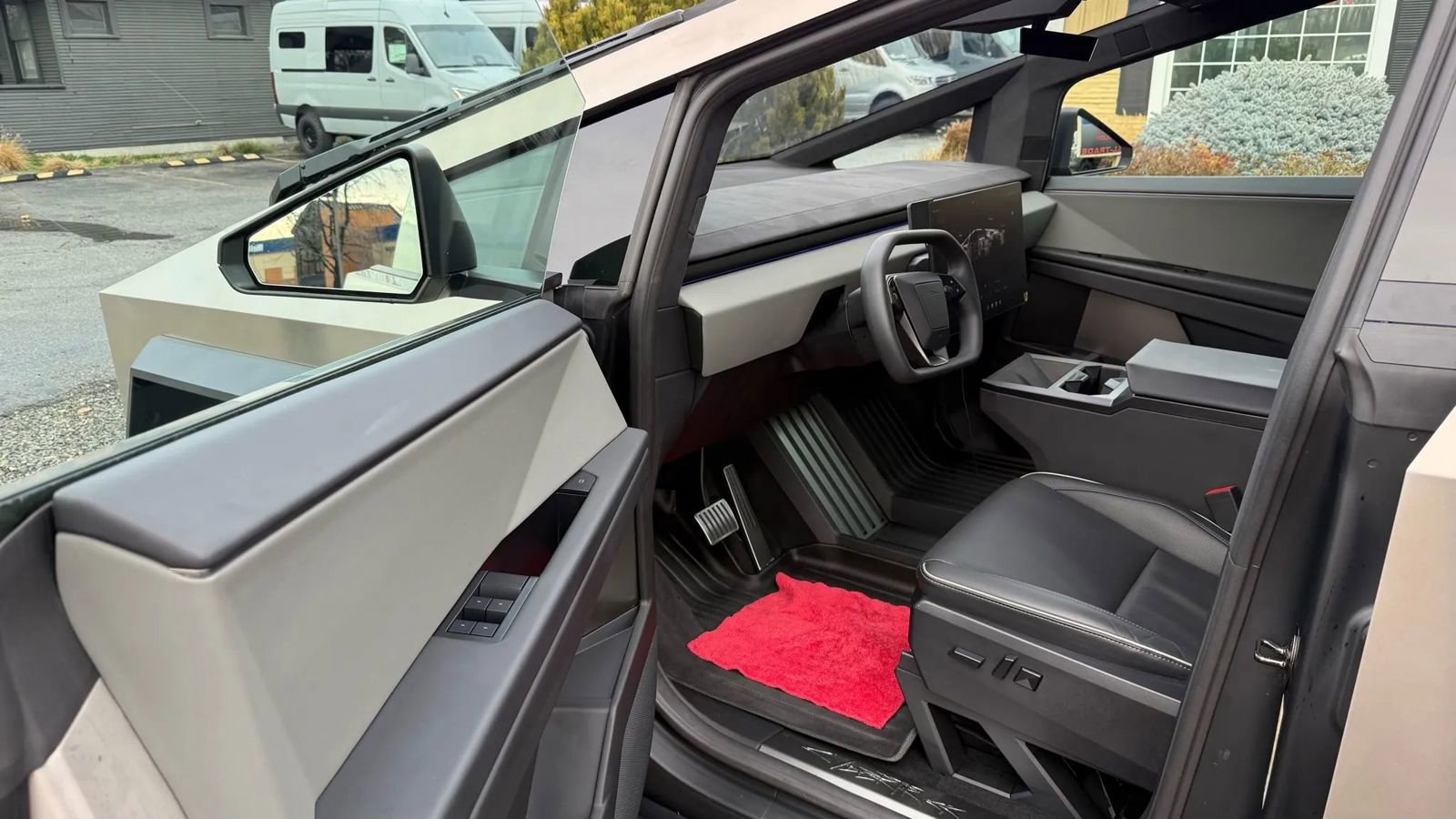 Used 2025 Tesla Cybertruck Cyberbeast image 9