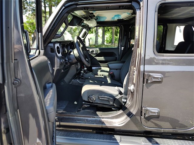 New 2025 Jeep Wrangler Sport S image 10