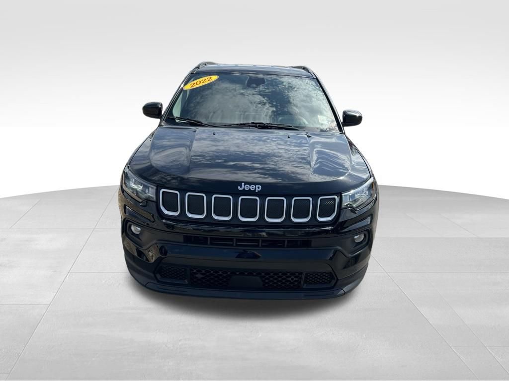 Used 2022 Jeep Compass Latitude AWD/4WD image 10