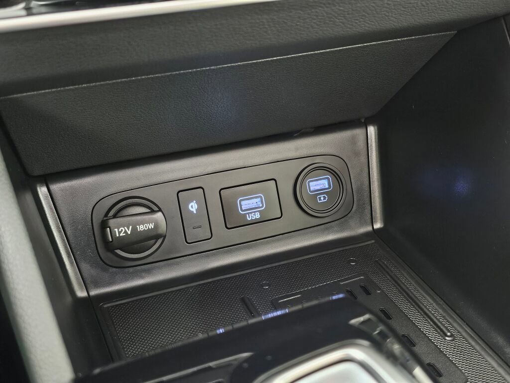 Used 2023 Hyundai Sonata Limited w/ Cargo Package image 31