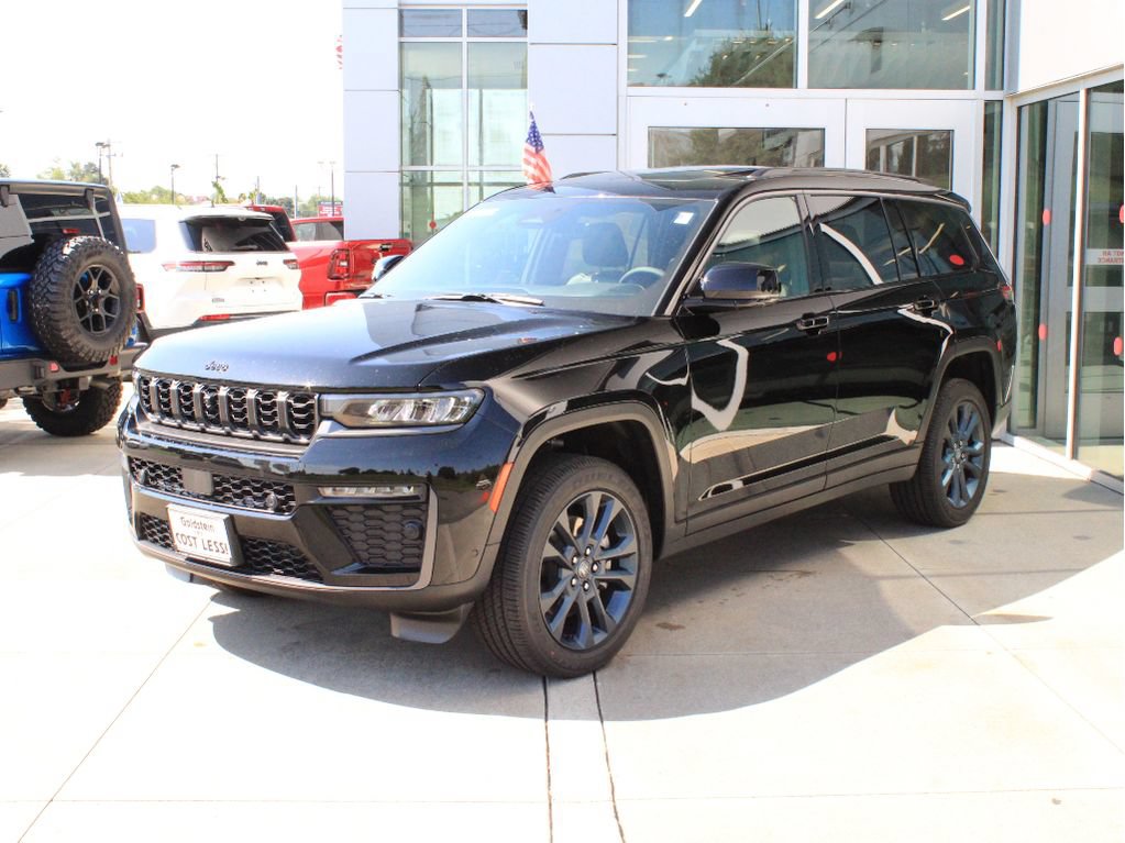New 2026 Jeep Grand Cherokee L Limited AWD/4WD image 3
