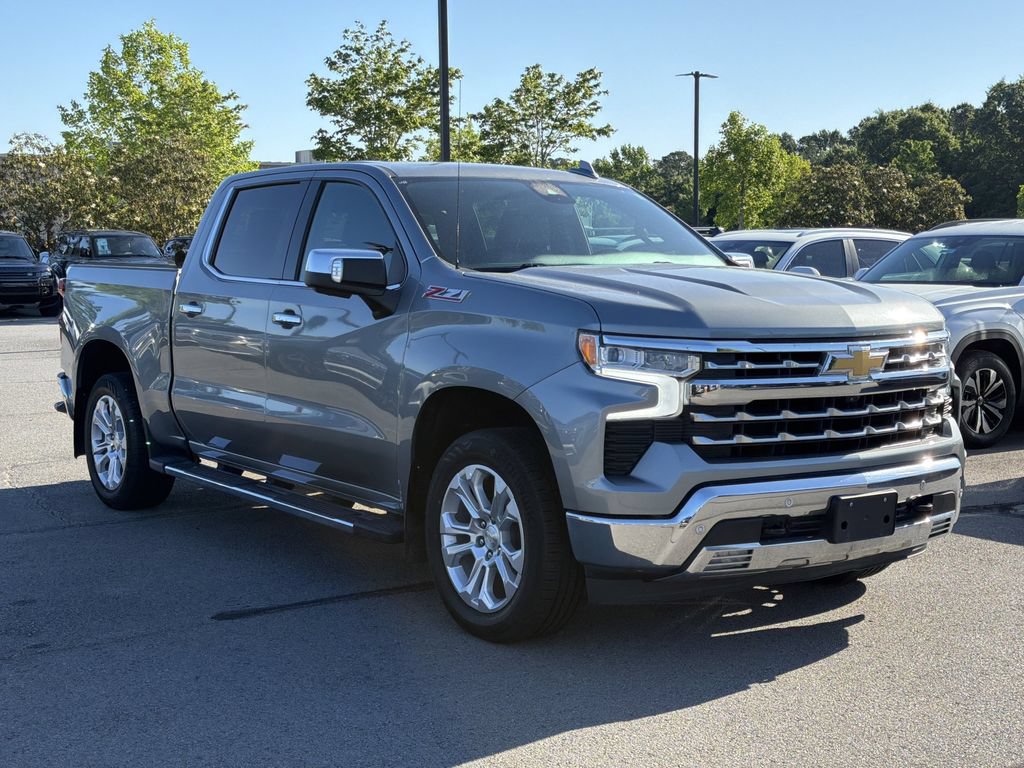 Used 2023 Chevrolet Silverado 1500 LTZ w/ LTZ Convenience Package II AWD/4WD image 7